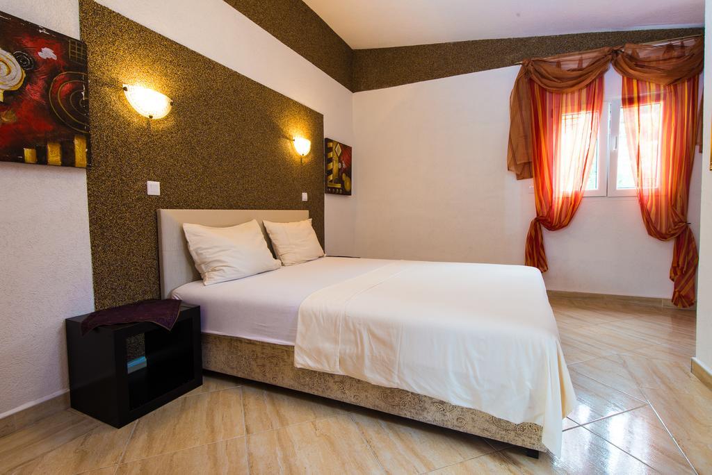 Hotel Wellness & Spa Angelo Gabriel Petrovac Exterior foto